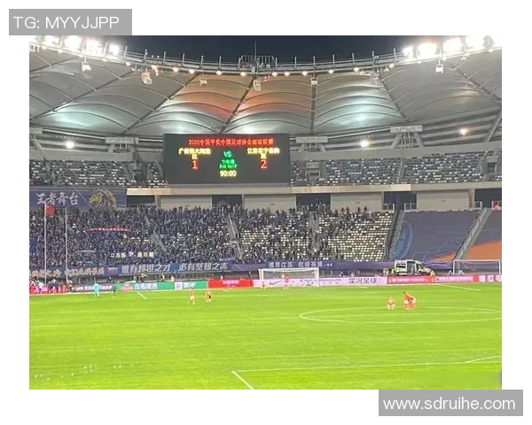 墨尔本胜利与新城堡联的激烈对决展现足球魅力与团队精神